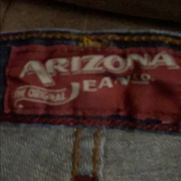 Distressed Cuffed Jeans - Picture 4 of 4